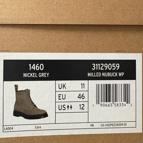 Dr. Martens | 1460 Boots - Picture 8 of 8